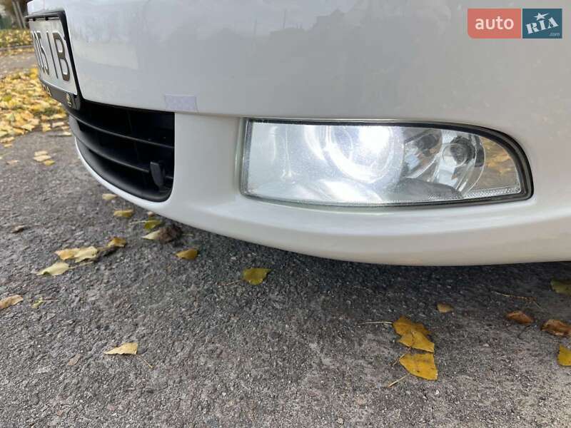 Універсал Skoda Octavia 2012 в Харкові