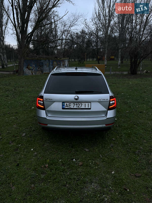 Универсал Skoda Octavia 2018 в Кривом Роге фото 11 Универсал Skoda Octavia 2018 в Кривом Роге