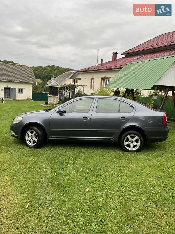 Лифтбек Skoda Octavia 2009 в Ивано-Франковске