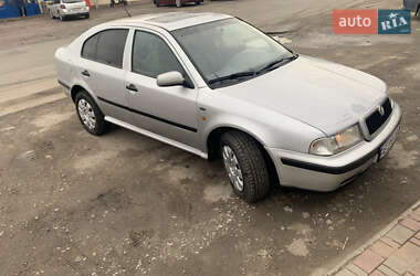 Лифтбек Skoda Octavia 1998 в Новомосковске