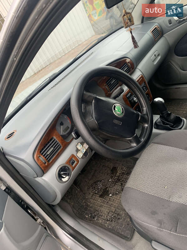 Ліфтбек Skoda Octavia 1998 в Новомосковську