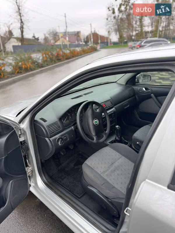 Ліфтбек Skoda Octavia 2006 в Бородянці