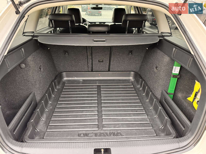Универсал Skoda Octavia 2019 в Луцке