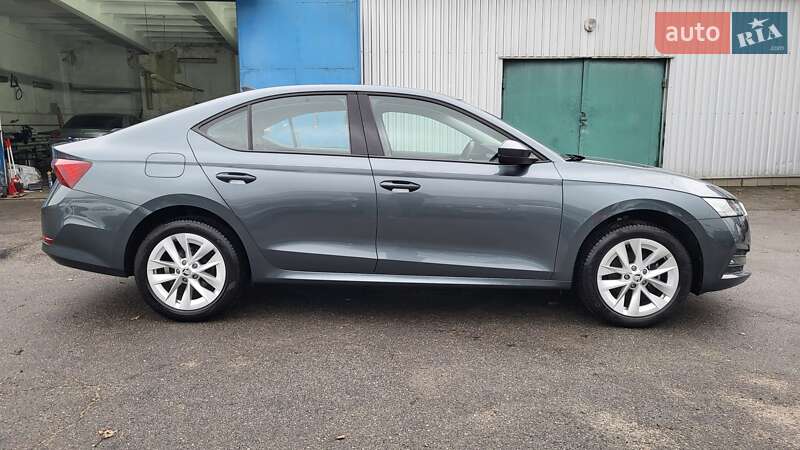 Ліфтбек Skoda Octavia 2021 в Києві