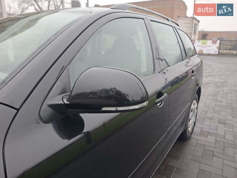 Універсал Skoda Octavia 2011 в Лубнах