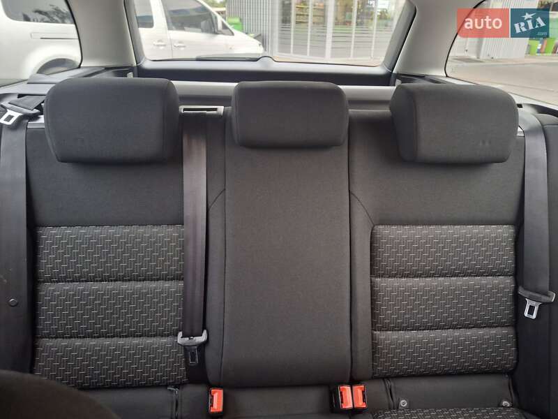 Універсал Skoda Octavia 2011 в Лубнах