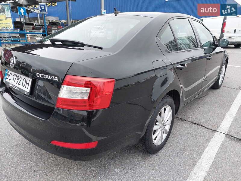 Лифтбек Skoda Octavia 2016 в Львове