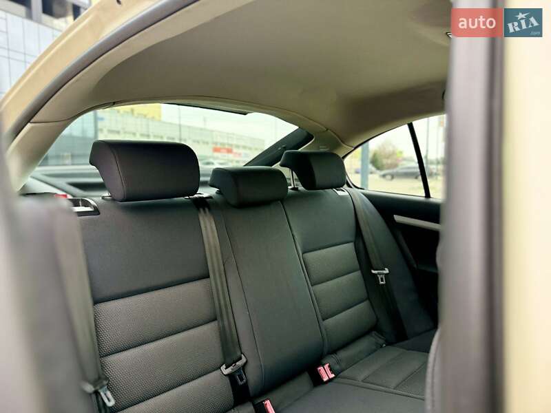 Ліфтбек Skoda Octavia 2005 в Львові