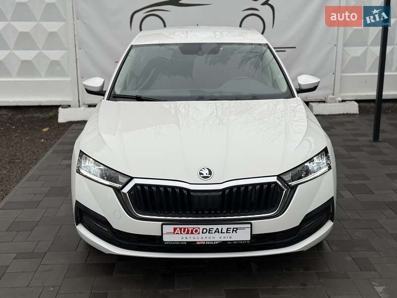 Ліфтбек Skoda Octavia 2022 в Києві