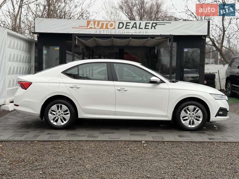 Ліфтбек Skoda Octavia 2022 в Києві