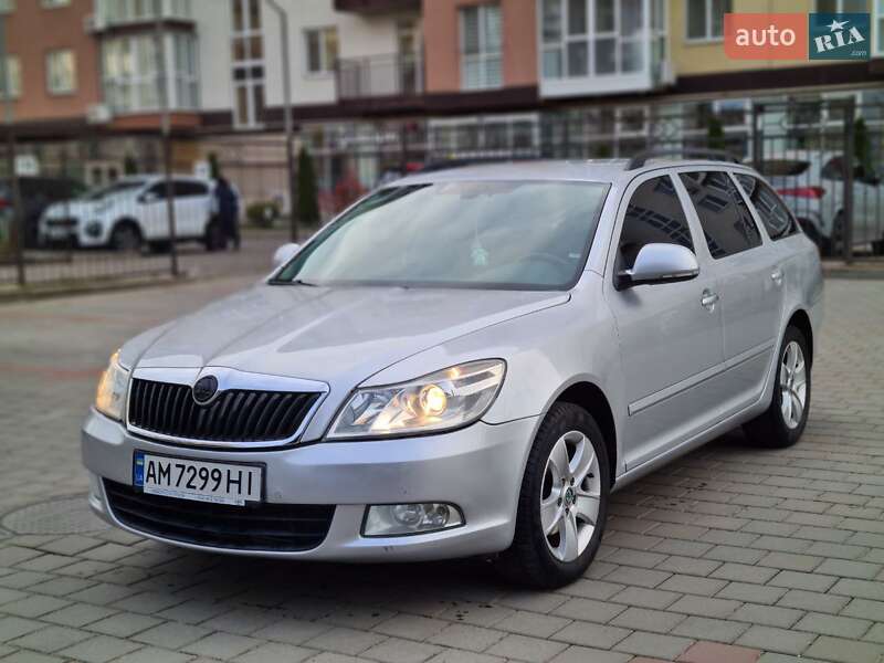 Універсал Skoda Octavia 2013 в Житомирі