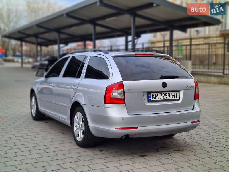 Універсал Skoda Octavia 2013 в Житомирі