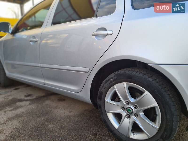 Універсал Skoda Octavia 2013 в Житомирі