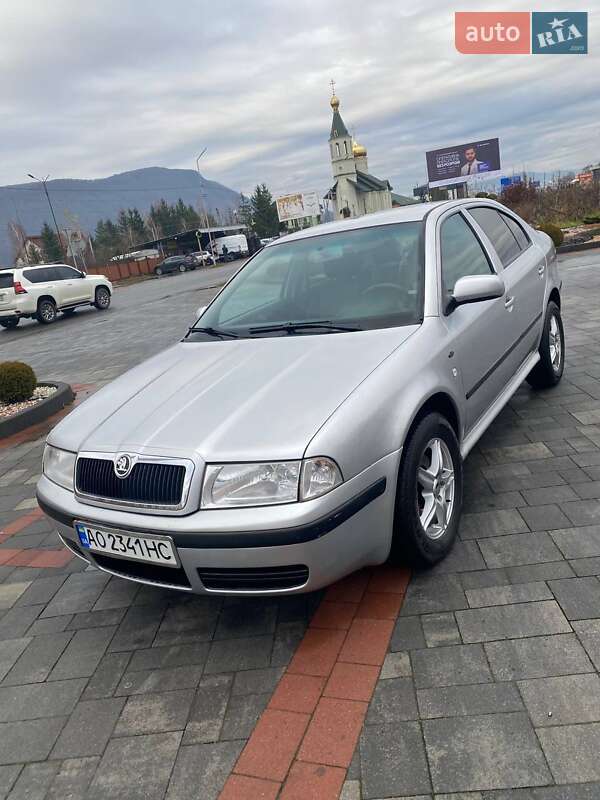 Лифтбек Skoda Octavia 2001 в Хусте