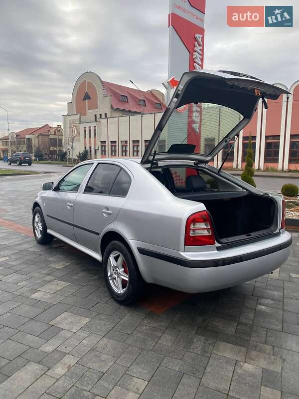 Лифтбек Skoda Octavia 2001 в Хусте