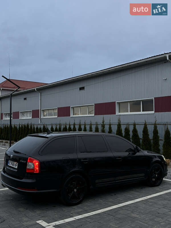 Універсал Skoda Octavia 2010 в Луцьку