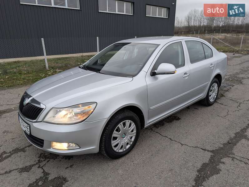 Ліфтбек Skoda Octavia 2010 в Луцьку