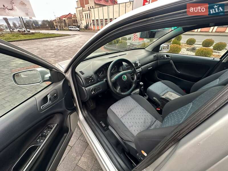 Лифтбек Skoda Octavia 2001 в Хусте