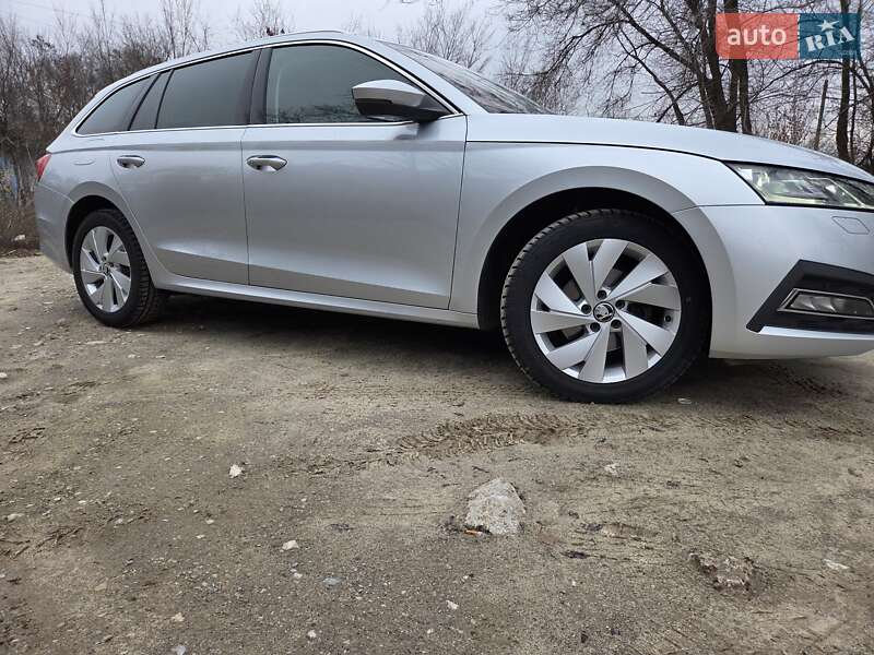 Універсал Skoda Octavia 2020 в Дніпрі