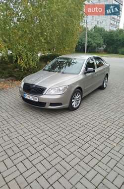 Лифтбек Skoda Octavia 2009 в Черкассах