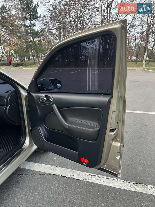 Лифтбек Skoda Octavia 2005 в Николаеве