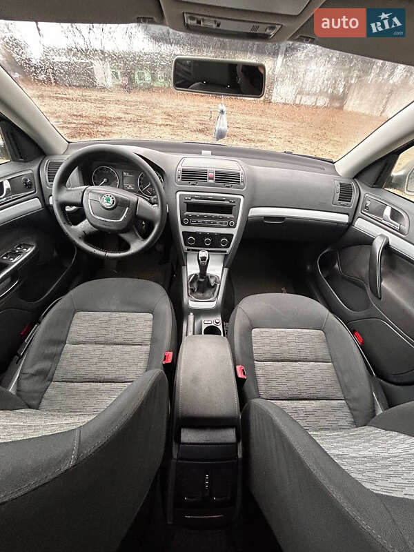 Лифтбек Skoda Octavia 2012 в Умани