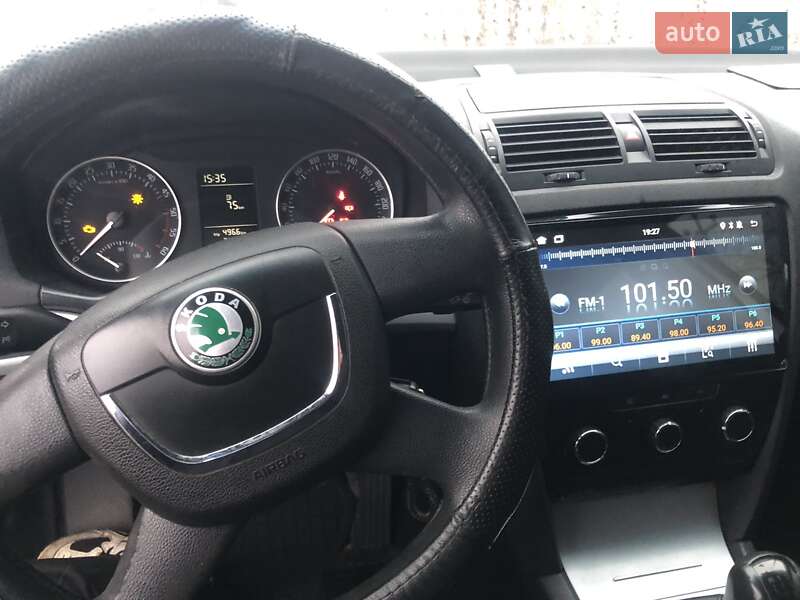 Универсал Skoda Octavia 2010 в Киеве фото 7 Универсал Skoda Octavia 2010 в Киеве