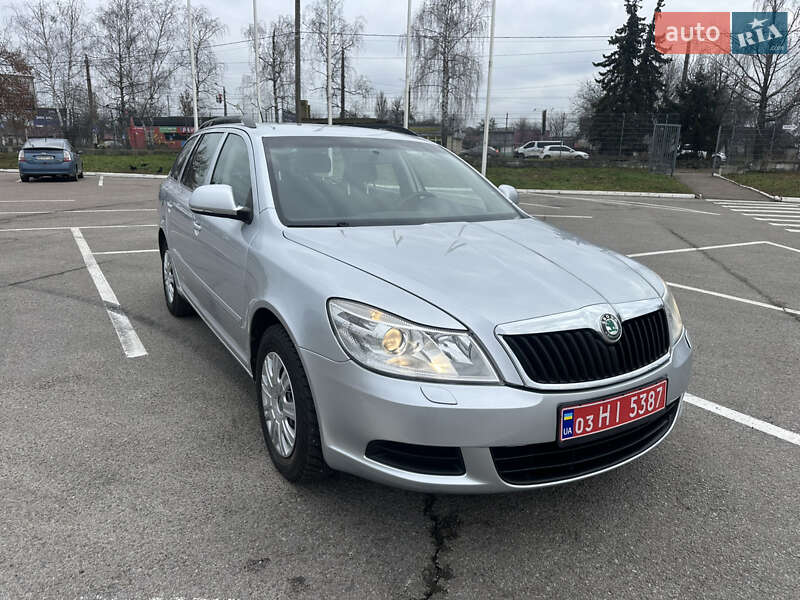 Универсал Skoda Octavia 2009 в Житомире