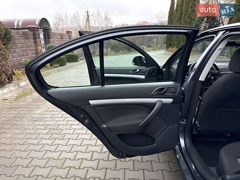 Лифтбек Skoda Octavia 2011 в Хмельницком фото 35 Лифтбек Skoda Octavia 2011 в Хмельницком