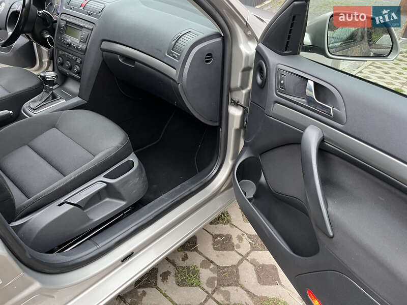 Ліфтбек Skoda Octavia 2007 в Звягелі