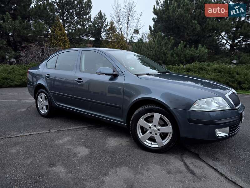 Ліфтбек Skoda Octavia 2006 в Полтаві