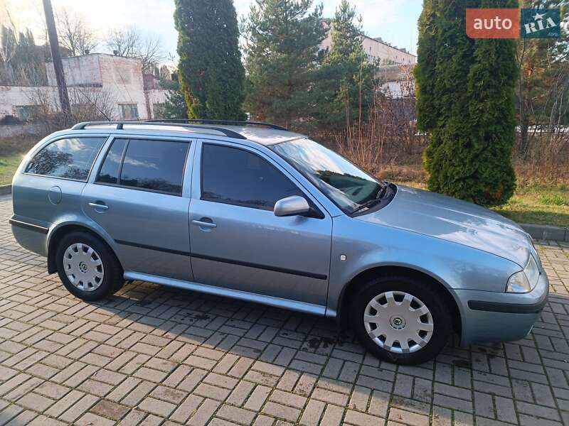 Универсал Skoda Octavia 2005 в Прилуках