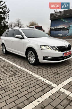 Универсал Skoda Octavia 2017 в Луцке