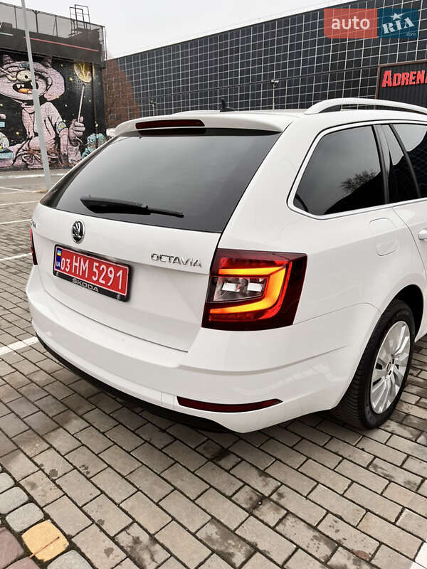 Универсал Skoda Octavia 2017 в Луцке