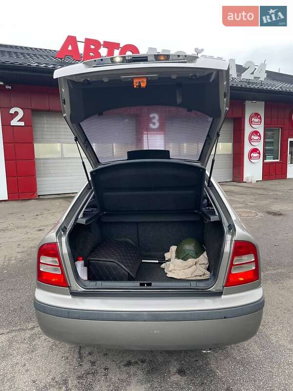 Ліфтбек Skoda Octavia 2008 в Харкові