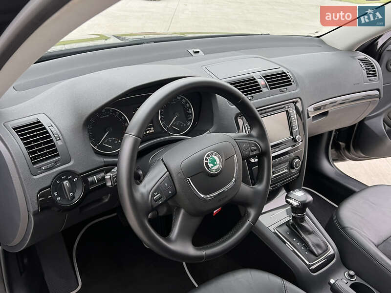 Универсал Skoda Octavia 2010 в Луцке