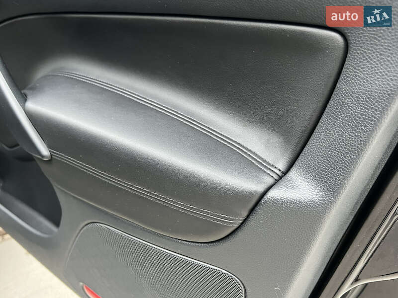 Универсал Skoda Octavia 2010 в Луцке