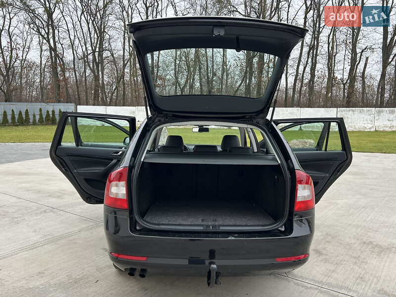 Универсал Skoda Octavia 2010 в Луцке