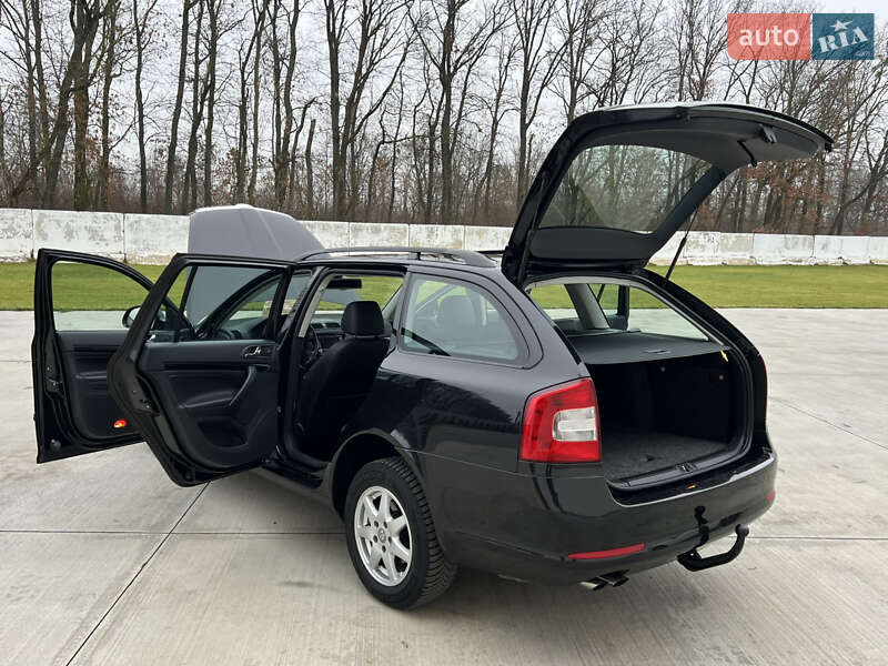 Универсал Skoda Octavia 2010 в Луцке
