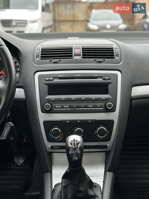Ліфтбек Skoda Octavia 2010 в Луцьку фото 29 Ліфтбек Skoda Octavia 2010 в Луцьку