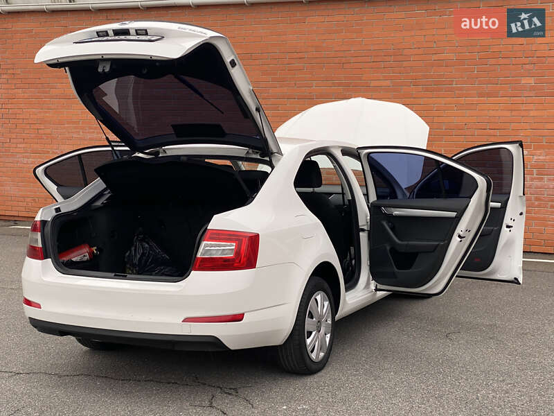 Лифтбек Skoda Octavia 2015 в Киеве фото 23 Лифтбек Skoda Octavia 2015 в Киеве