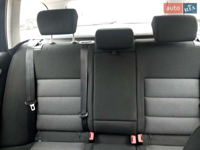 Универсал Skoda Octavia 2009 в Чернигове