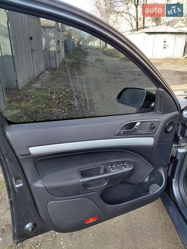 Лифтбек Skoda Octavia 2008 в Днепре