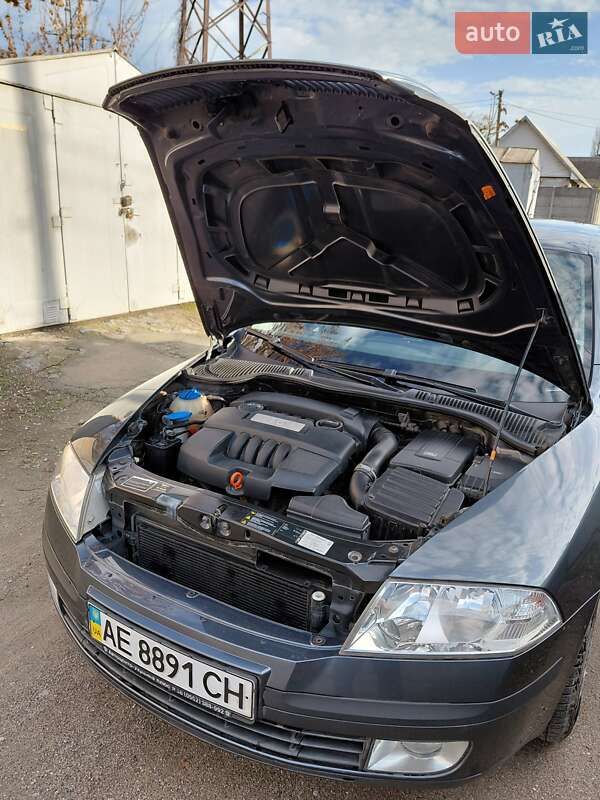 Лифтбек Skoda Octavia 2008 в Днепре