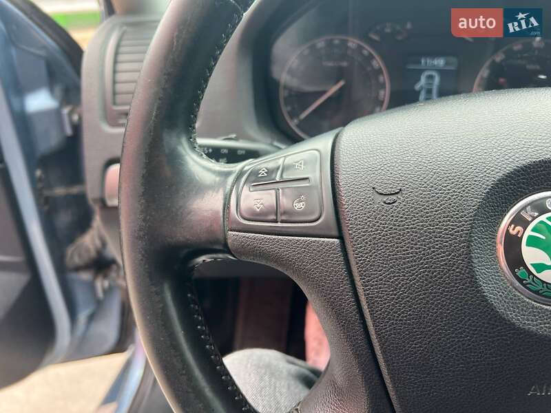 Лифтбек Skoda Octavia 2007 в Киеве