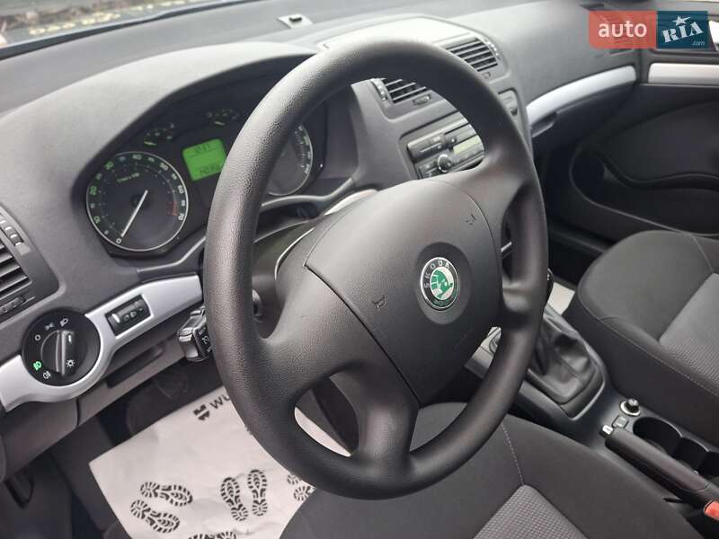 Лифтбек Skoda Octavia 2008 в Лубнах
