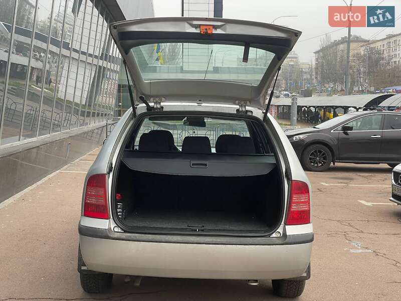 Универсал Skoda Octavia 2004 в Киеве фото 22 Универсал Skoda Octavia 2004 в Киеве