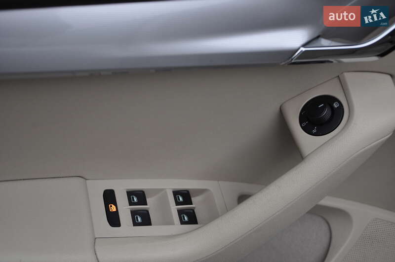 Лифтбек Skoda Octavia 2013 в Одессе