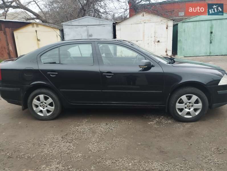 Лифтбек Skoda Octavia 2007 в Одессе