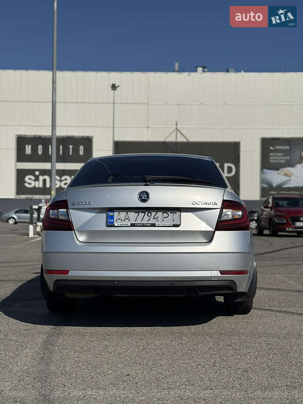 Лифтбек Skoda Octavia 2017 в Киеве